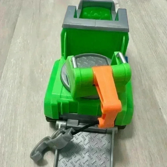 PAW PATROL Rocky's Ultimate Recycling Truck Toy Truck Only - Picture 4 of 10